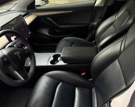 Білий Тесла Модель 3, об'ємом двигуна 0 л та пробігом 146 тис. км за 25000 $, фото 18 на Automoto.ua