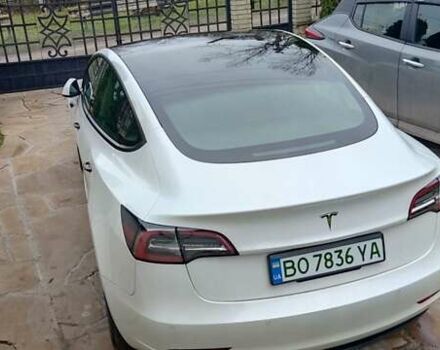 Білий Тесла Модель 3, об'ємом двигуна 0 л та пробігом 59 тис. км за 17500 $, фото 1 на Automoto.ua