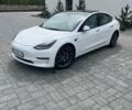 Білий Тесла Модель 3, об'ємом двигуна 0 л та пробігом 47 тис. км за 22100 $, фото 1 на Automoto.ua