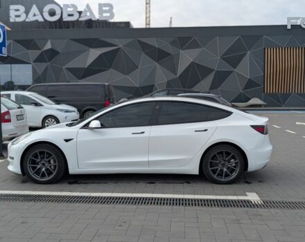 Тесла Модель 3 2021 в Луцке на Automoto.ua Белый Тесла Модель 3, объемом двигателя 0 л и пробегом 170 тыс. км за 17000 $, фото 9 на Automoto.ua