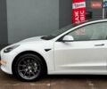 Белый Тесла Модель 3, объемом двигателя 0 л и пробегом 85 тыс. км за 19000 $, фото 4 на Automoto.ua