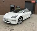 Белый Тесла Модель 3, объемом двигателя 0 л и пробегом 74 тыс. км за 21999 $, фото 1 на Automoto.ua