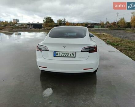 Білий Тесла Модель 3, об'ємом двигуна 0 л та пробігом 80 тис. км за 18999 $, фото 13 на Automoto.ua