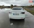 Белый Тесла Модель 3, объемом двигателя 0 л и пробегом 80 тыс. км за 19999 $, фото 12 на Automoto.ua