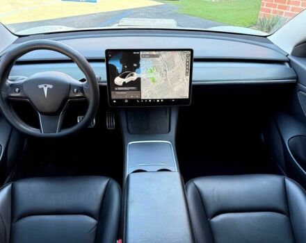 Білий Тесла Модель 3, об'ємом двигуна 0 л та пробігом 10 тис. км за 9400 $, фото 8 на Automoto.ua