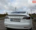 Белый Тесла Модель 3, объемом двигателя 0 л и пробегом 59 тыс. км за 22499 $, фото 18 на Automoto.ua