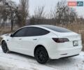 Белый Тесла Модель 3, объемом двигателя 0 л и пробегом 93 тыс. км за 22000 $, фото 1 на Automoto.ua