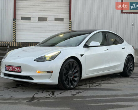 Белый Тесла Модель 3, объемом двигателя 0 л и пробегом 92 тыс. км за 21900 $, фото 4 на Automoto.ua