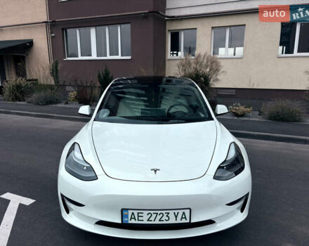 Тесла Модель 3 2021 в Днепре (Днепропетровске) на Automoto.ua Белый Тесла Модель 3, объемом двигателя 0 л и пробегом 38 тыс. км за 22000 $, фото 19 на Automoto.ua