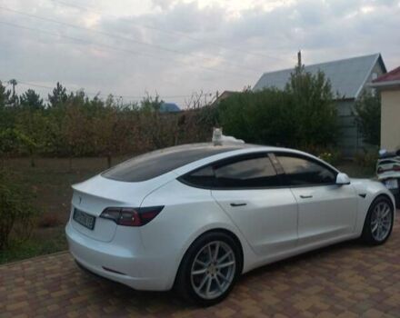 Білий Тесла Модель 3, об'ємом двигуна 0 л та пробігом 147 тис. км за 17000 $, фото 2 на Automoto.ua