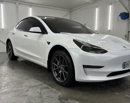 Білий Тесла Модель 3, об'ємом двигуна 0 л та пробігом 113 тис. км за 20200 $, фото 13 на Automoto.ua