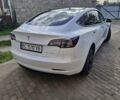 Белый Тесла Модель 3, объемом двигателя 0 л и пробегом 56 тыс. км за 21200 $, фото 3 на Automoto.ua
