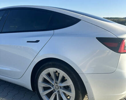 Білий Тесла Модель 3, об'ємом двигуна 0 л та пробігом 54 тис. км за 20955 $, фото 10 на Automoto.ua