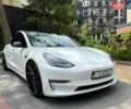 Білий Тесла Модель 3, об'ємом двигуна 0 л та пробігом 51 тис. км за 21500 $, фото 1 на Automoto.ua