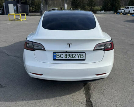 Білий Тесла Модель 3, об'ємом двигуна 0 л та пробігом 181 тис. км за 18500 $, фото 5 на Automoto.ua