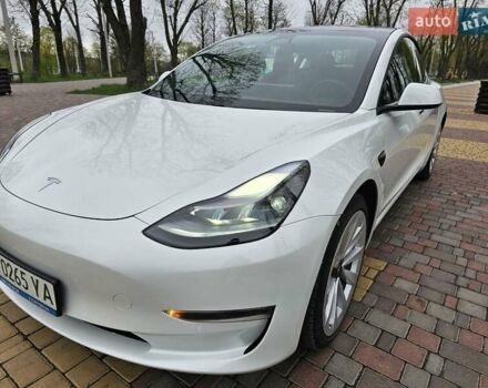 Белый Тесла Модель 3, объемом двигателя 0 л и пробегом 25 тыс. км за 29000 $, фото 16 на Automoto.ua