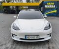 Білий Тесла Модель 3, об'ємом двигуна 0 л та пробігом 94 тис. км за 16900 $, фото 3 на Automoto.ua
