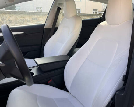 Білий Тесла Модель 3, об'ємом двигуна 0 л та пробігом 64 тис. км за 21500 $, фото 23 на Automoto.ua