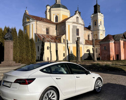 Белый Тесла Модель 3, объемом двигателя 0 л и пробегом 58 тыс. км за 22200 $, фото 17 на Automoto.ua