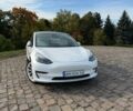 Білий Тесла Модель 3, об'ємом двигуна 0 л та пробігом 61 тис. км за 21000 $, фото 7 на Automoto.ua