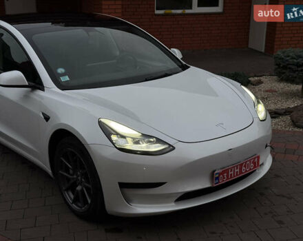 Білий Тесла Модель 3, об'ємом двигуна 0 л та пробігом 166 тис. км за 14900 $, фото 2 на Automoto.ua