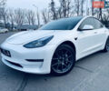 Білий Тесла Модель 3, об'ємом двигуна 0 л та пробігом 54 тис. км за 18100 $, фото 2 на Automoto.ua