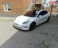 Білий Тесла Модель 3, об'ємом двигуна 0 л та пробігом 70 тис. км за 18400 $, фото 10 на Automoto.ua