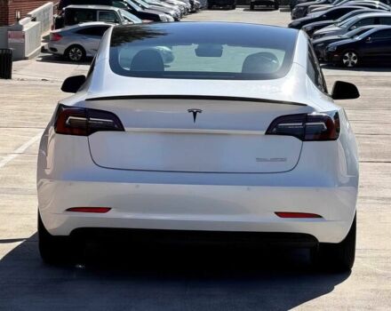 Білий Тесла Модель 3, об'ємом двигуна 0 л та пробігом 10 тис. км за 9400 $, фото 5 на Automoto.ua