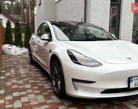 Білий Тесла Модель 3, об'ємом двигуна 0 л та пробігом 81 тис. км за 22000 $, фото 1 на Automoto.ua