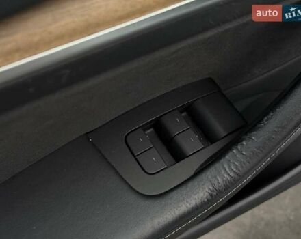 Білий Тесла Модель 3, об'ємом двигуна 0 л та пробігом 185 тис. км за 13900 $, фото 21 на Automoto.ua