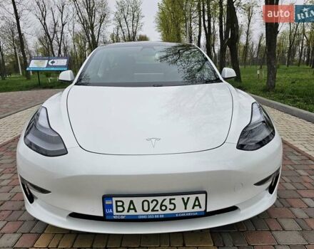 Белый Тесла Модель 3, объемом двигателя 0 л и пробегом 25 тыс. км за 29000 $, фото 1 на Automoto.ua