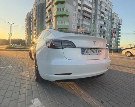 Белый Тесла Модель 3, объемом двигателя 0 л и пробегом 80 тыс. км за 25000 $, фото 6 на Automoto.ua