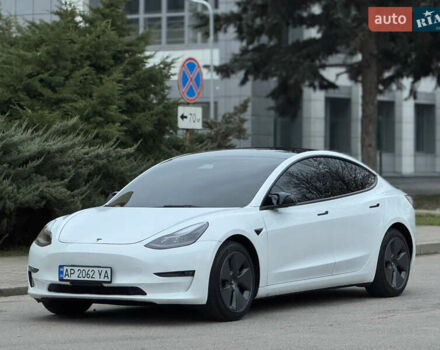 Белый Тесла Модель 3, объемом двигателя 0 л и пробегом 85 тыс. км за 21999 $, фото 8 на Automoto.ua