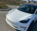 Белый Тесла Модель 3, объемом двигателя 0 л и пробегом 132 тыс. км за 18999 $, фото 2 на Automoto.ua