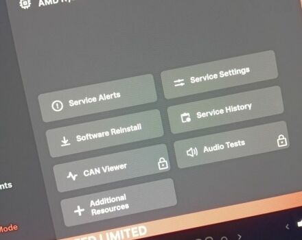 Білий Тесла Модель 3, об'ємом двигуна 0 л та пробігом 100 тис. км за 24500 $, фото 16 на Automoto.ua