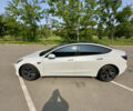 Белый Тесла Модель 3, объемом двигателя 0 л и пробегом 65 тыс. км за 22000 $, фото 7 на Automoto.ua