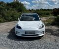 Белый Тесла Модель 3, объемом двигателя 0 л и пробегом 70 тыс. км за 21750 $, фото 1 на Automoto.ua