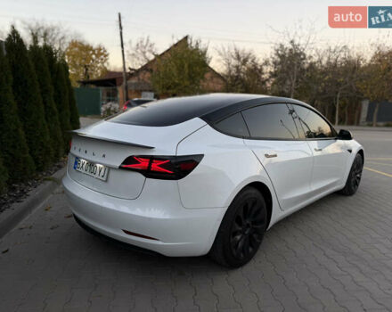 Білий Тесла Модель 3, об'ємом двигуна 0 л та пробігом 12 тис. км за 23700 $, фото 4 на Automoto.ua