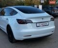Білий Тесла Модель 3, об'ємом двигуна 0 л та пробігом 155 тис. км за 20655 $, фото 17 на Automoto.ua