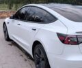 Белый Тесла Модель 3, объемом двигателя 0 л и пробегом 48 тыс. км за 22500 $, фото 3 на Automoto.ua