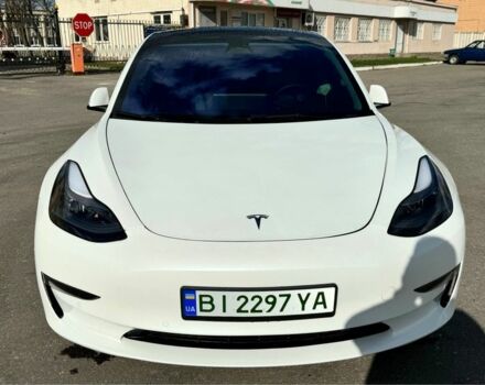 Білий Тесла Модель 3, об'ємом двигуна 0 л та пробігом 45 тис. км за 24999 $, фото 3 на Automoto.ua