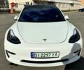 Білий Тесла Модель 3, об'ємом двигуна 0 л та пробігом 45 тис. км за 24999 $, фото 3 на Automoto.ua
