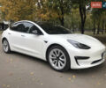 Білий Тесла Модель 3, об'ємом двигуна 0 л та пробігом 45 тис. км за 25000 $, фото 5 на Automoto.ua
