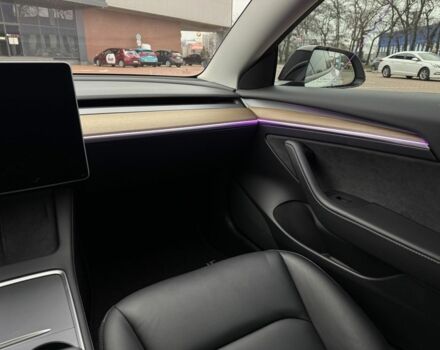 Білий Тесла Модель 3, об'ємом двигуна 0 л та пробігом 31 тис. км за 20900 $, фото 19 на Automoto.ua