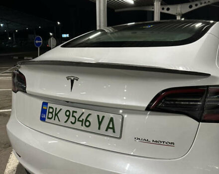 Білий Тесла Модель 3, об'ємом двигуна 0 л та пробігом 8 тис. км за 26500 $, фото 6 на Automoto.ua