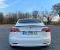 Білий Тесла Модель 3, об'ємом двигуна 0 л та пробігом 89 тис. км за 19300 $, фото 7 на Automoto.ua