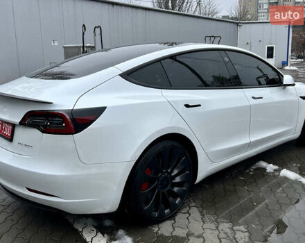 Білий Тесла Модель 3, об'ємом двигуна 0 л та пробігом 5 тис. км за 22500 $, фото 13 на Automoto.ua