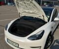 Белый Тесла Модель 3, объемом двигателя 0 л и пробегом 35 тыс. км за 26500 $, фото 16 на Automoto.ua