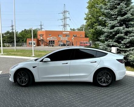 Білий Тесла Модель 3, об'ємом двигуна 0 л та пробігом 44 тис. км за 23950 $, фото 9 на Automoto.ua
