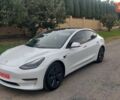 Тесла Модель 3 2022 в Луцке на Automoto.ua Белый Тесла Модель 3, объемом двигателя 0 л и пробегом 33 тыс. км за 21000 $, фото 1 на Automoto.ua